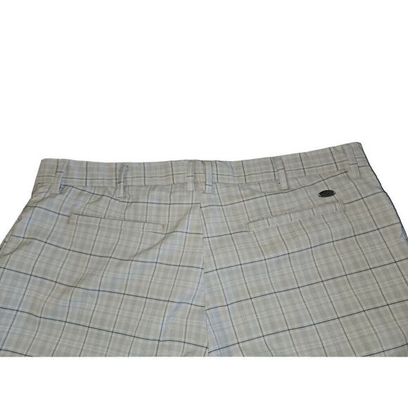 Greg Norman Men's Beige Golf Shorts Sz 40 - Picture 5 of 5